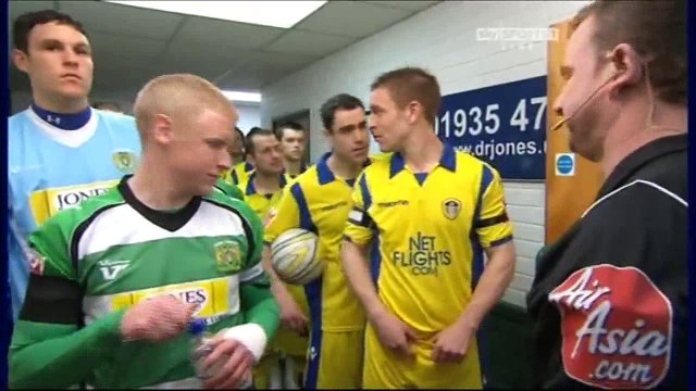 Sky Bet League One - Yeovil Town v Leeds United