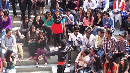 Couple dance university beautifull sajna kia ye mera pehla pehla payer