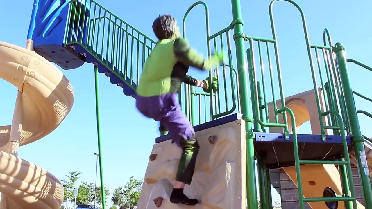 Spiderman Vs Duck Vs Hulk Vs Joker Vs Venom! - Fun Superhero Movie In Real Life