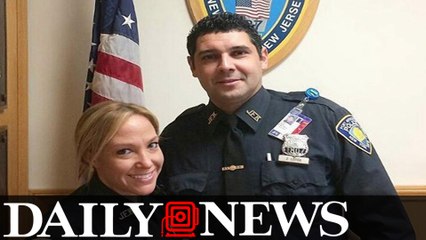 Flight Attendant And Port Authority Police Perform CPR For 80 Minutes And Save Life