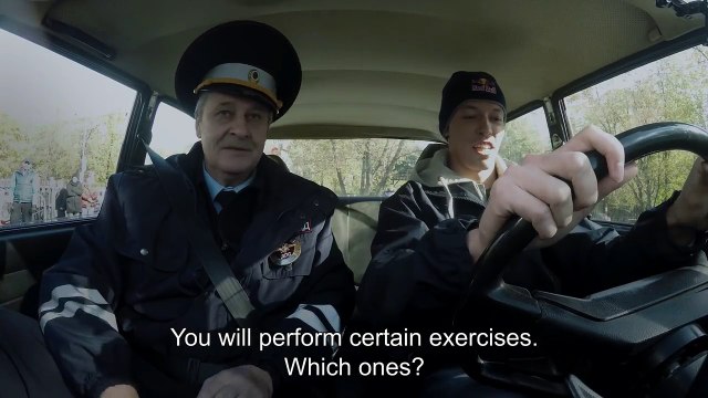 POLIȚISTUL a crezut că puștiul este începător când a venit să dea TRASEUL. Câteva secunde mai târziu a avut un ȘOC!