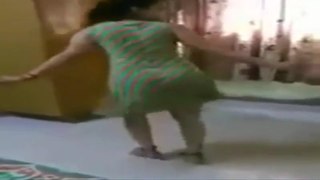 Desi girl dance on mo hit matita english song