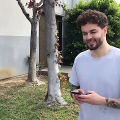 كيفية جذب انتباه فتاة جميلة؟