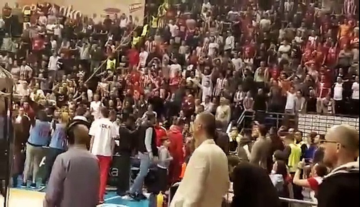 Dobrodoslica fudbalerima Zvezde u Pioniru!