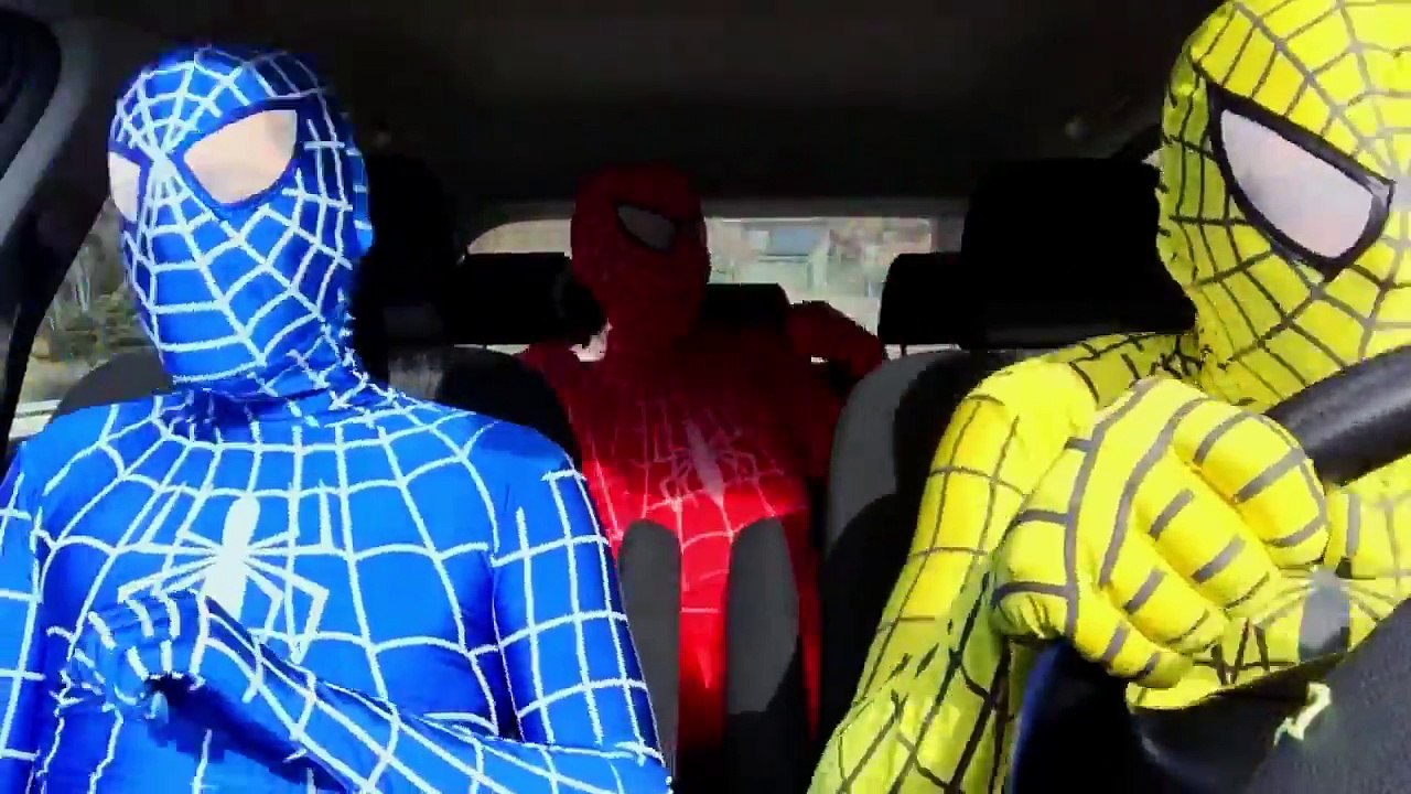 Замороженные elsa танцевальном Батле ж/ Халк, Джокер и Человек-Паук в реальной жизни! Забавный супергерой футов Гарри П