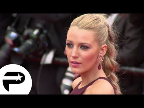 Blake Lively, Zoe Saldana - Montée des marches de Cannes 2014