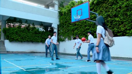 ROMAN PICISAN - Wulan Marahin Devon Saat Main Basket [24 Feb 2017]