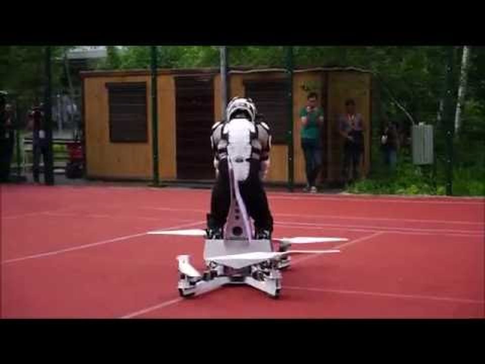 Pilot Tests Hoverbike for Enthusiastic Crowd