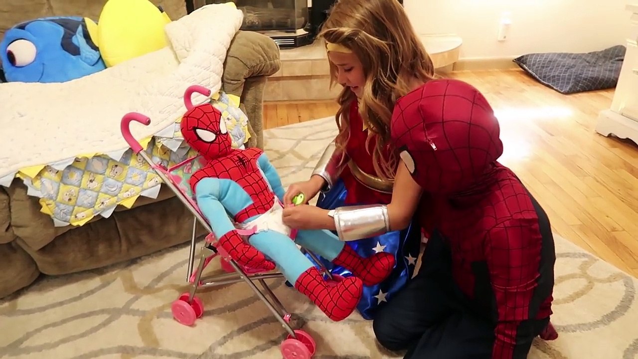 Spiderman vs Frozen Elsa + Bad BABY JOKER Kidnapped by Maleficent vs Superman, Spidergirl