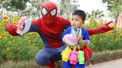 Spiderman & Superheroes Baby Toy Surprise Eggs - Siêu Nhân Nhí Đi Tìm Trứng Đồ Chơi Cùng Người Nhện