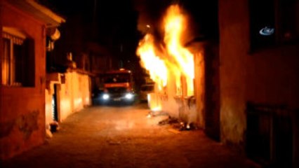 Boş Ev Alev Alev Yandı