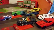 DISNEY CARS vs HOT WHEELS Racing Lightning Mcqueen Diecast Pixar Cars 2 Collection