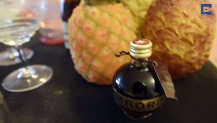 Step Inside a Stunning 1950s Timewarp House 🏡