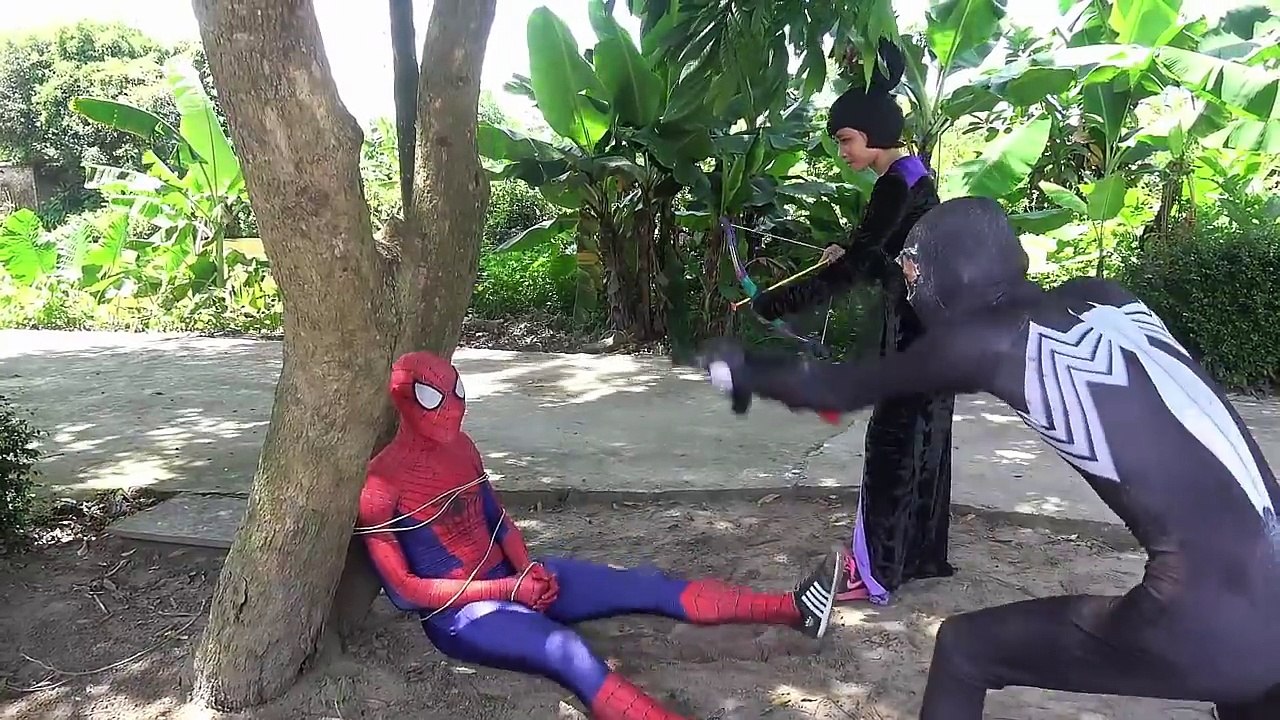 Spiderman Frozen Elsa Breakup | Millionaire Frozen Anna w/ Hulk Batman! Funny Superhero In