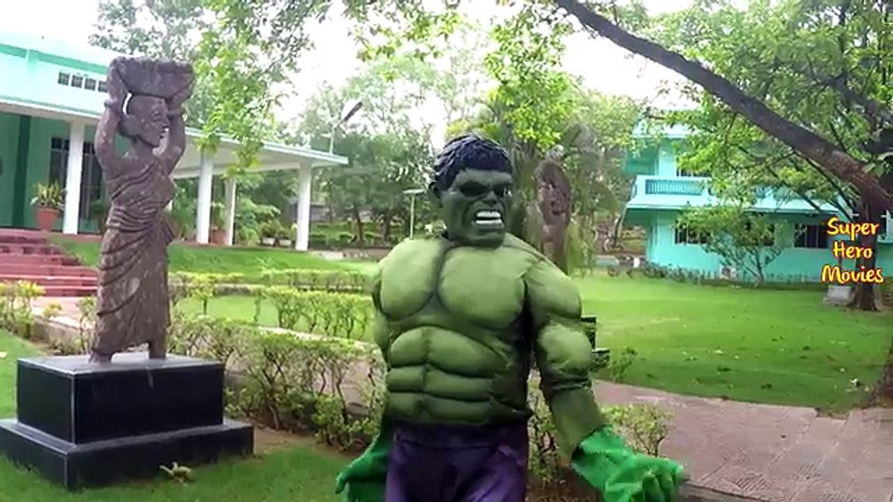 Frozen Elsa Hulk POOP Prank! w/ Spiderman Joker Baby Doll Rapunzel Snow White Superman IRL