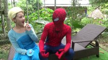 И Капитан Америка и синий Человек-паук и Халк: Детский Человек-паук ! Забавный супергерой в ре