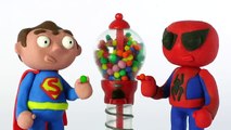 Spiderman vs Elsa Bubble Gum Challenge! Gumball machine stop motion Play doh