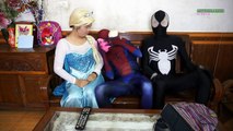 Замороженные elsa и Человек Паук Веном тролль током шалость! Забавный Фильм Супергерой В Реальной Ли