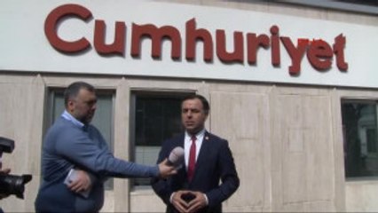 Barış Yarkadaş, Cumhuriyet Gazetesi'ni Ziyaret Etti