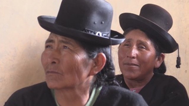 Las mamachas peruanas gestionan su propio banco de crédito