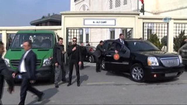 Cumhurbaşkanı Erdoğan Cuma Namazını Üsküdar Hz. Ali Camii'nde Kıldı