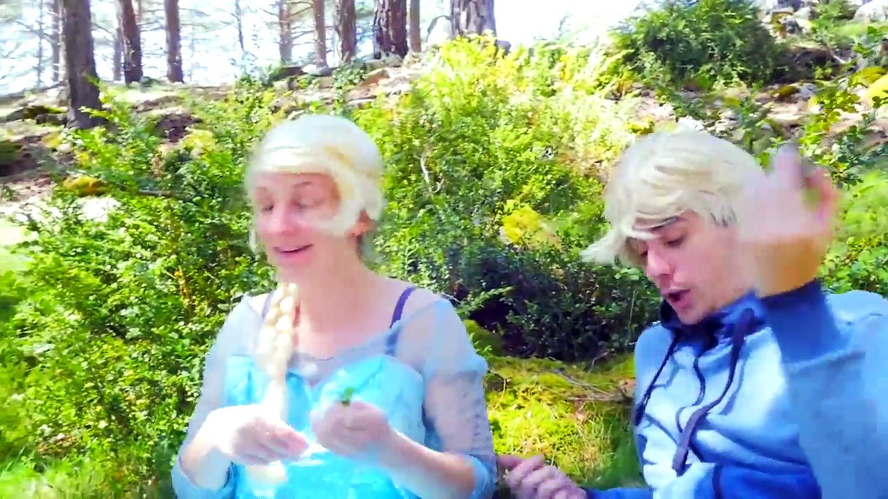 Frozen Elsa & Jack Frost Becomes Vampire w/ Joker in Real Life! fun Superheroes ft SPIDERM