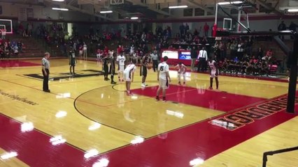 Il fait gagner son équipe avec un tir improbable ! - Le Rewind du vendredi 03 mars 2017