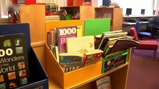 British Muslim kicked off plane Welsh teacher denied US entry