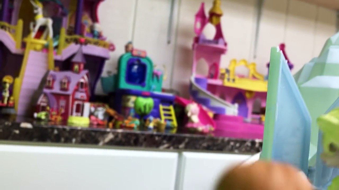 FROZEN ELSA SINGING LET IT GO Musical Castle + Snow Monster Dances & Anna Freak Outs Short