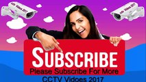 CCTV Footage 2017 دیکھیں دو لڑکیاں سی سی ٹی وی کیمرہ کے سامنے ایک دوسرے کپڑے اتار رہی ہیں