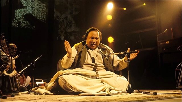 Halka Halka Saroor Remix - Ustad Nusrat Fateh Ali Khan - New Remix - YouTube