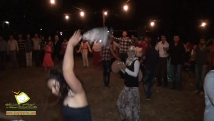 Ülkemizin güzel insanları böyle oynar sl.