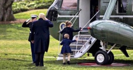 Torunlarıyla Geziye Çıkan Trump, Asker Selamı Verdi