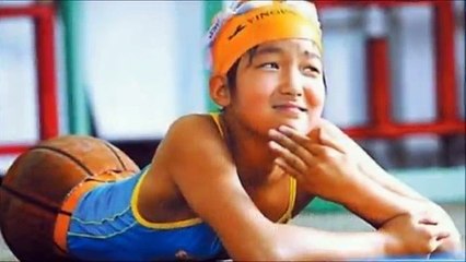 E' soprannominata "Basketball girl" e la sua storia è veramente toccante