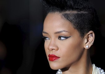 Rihanna is Harvard's Humanitarian of the Year