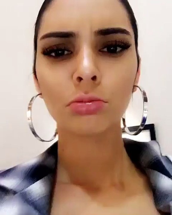 KENDAL SNAPCHAT PARIS 2017