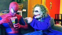 Настоящие Супергерои Сборник! Человек-паук и замер Эльза тираннозавр против Человек-паук Superh Джокер