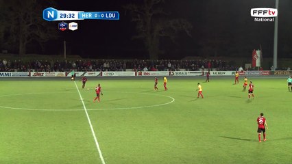 Coup franc dévié de la tête