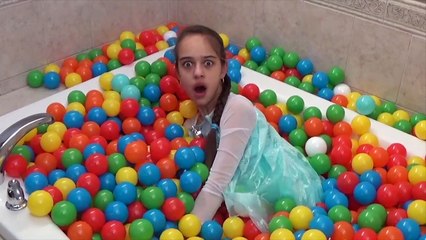 HULK PUSH PINK SPIDERGIRL INTO POOL w_ Freaky Joker Kids Driving Car Video Toys In Real life-cnblLUPsMlM