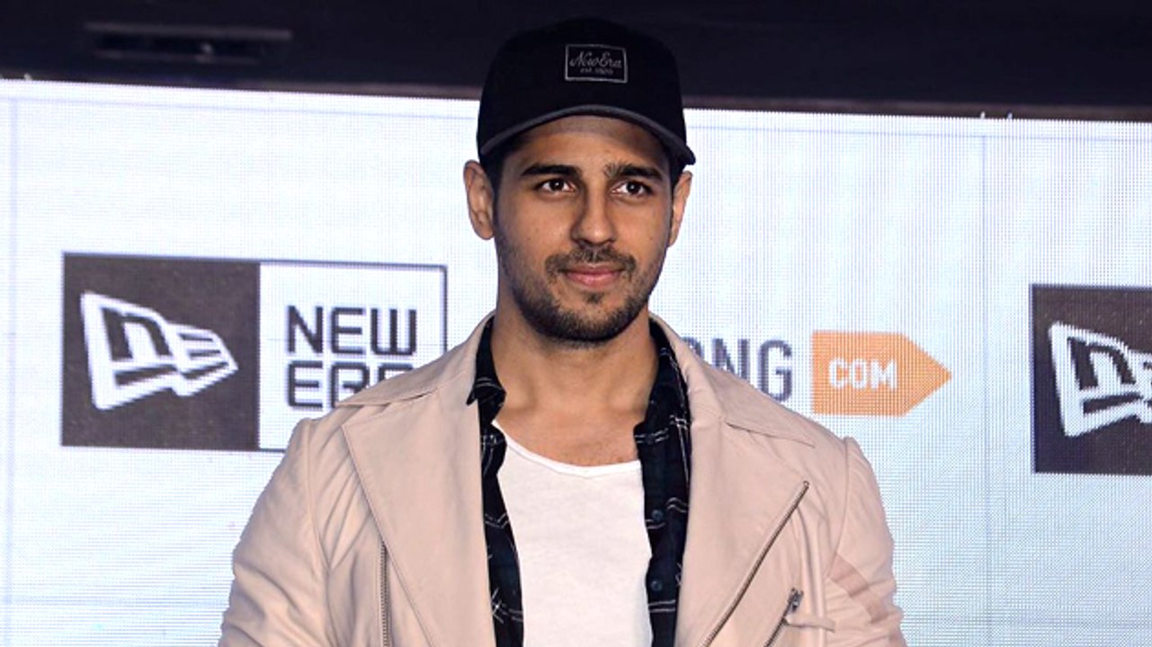 Sidharth Malhotra Does The Cap Challenge | VIDEO