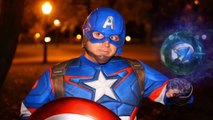 Капитан Америка просит о Человек-Паук герои ИРЛ Супергеройское кино