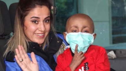 Suriyeli Minik Mustafa, Kanseri Yendi, Evine Polis Eskortuyla Döndü