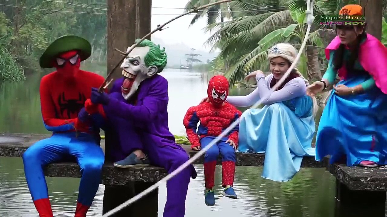 Spiderman SAW Venom WEREWOLF Attack Frozen Elsa vs Joker Hulk Venom Fun Superhero Movies I