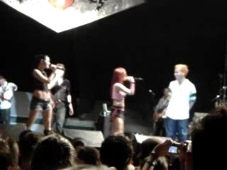 Rbd - cantan las mañanitas a chris