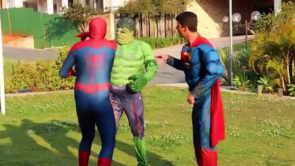 Frozen Elsa VOMITING RAINBOW! w/ Spiderman, Joker, Hulk, Superman - Real Life Superheroes