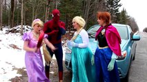 Frozen Elsa #Anna & Rapunzel SAVE SPIDERMAN! w/ Joker Maleficent McDonalds TOYS! Superhero
