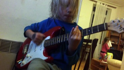 MILO fait son Kurt COBAIN Extrait Final  SYSTEM OF A DOWN