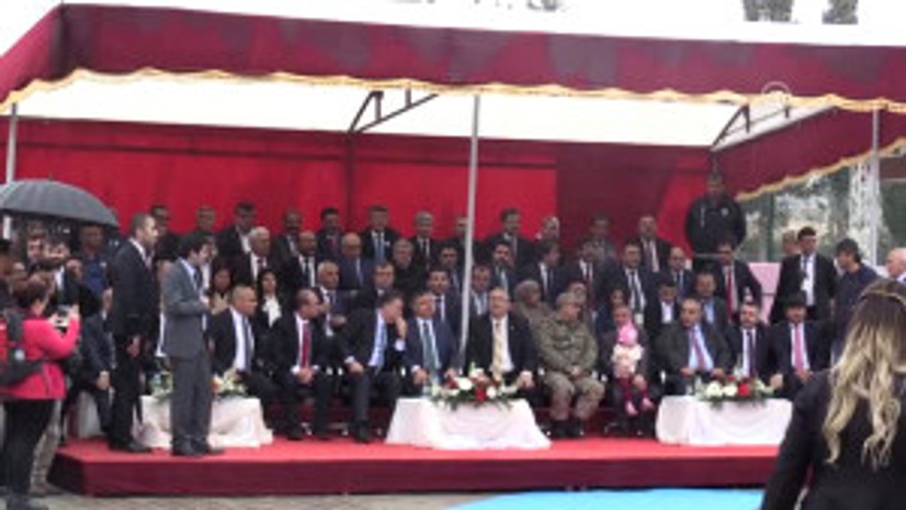 Milli Eğitim Bakanı Yılmaz, Kadirli Şehit Harun Saltalı Ortaokulu'nun Açılışına Katıldı