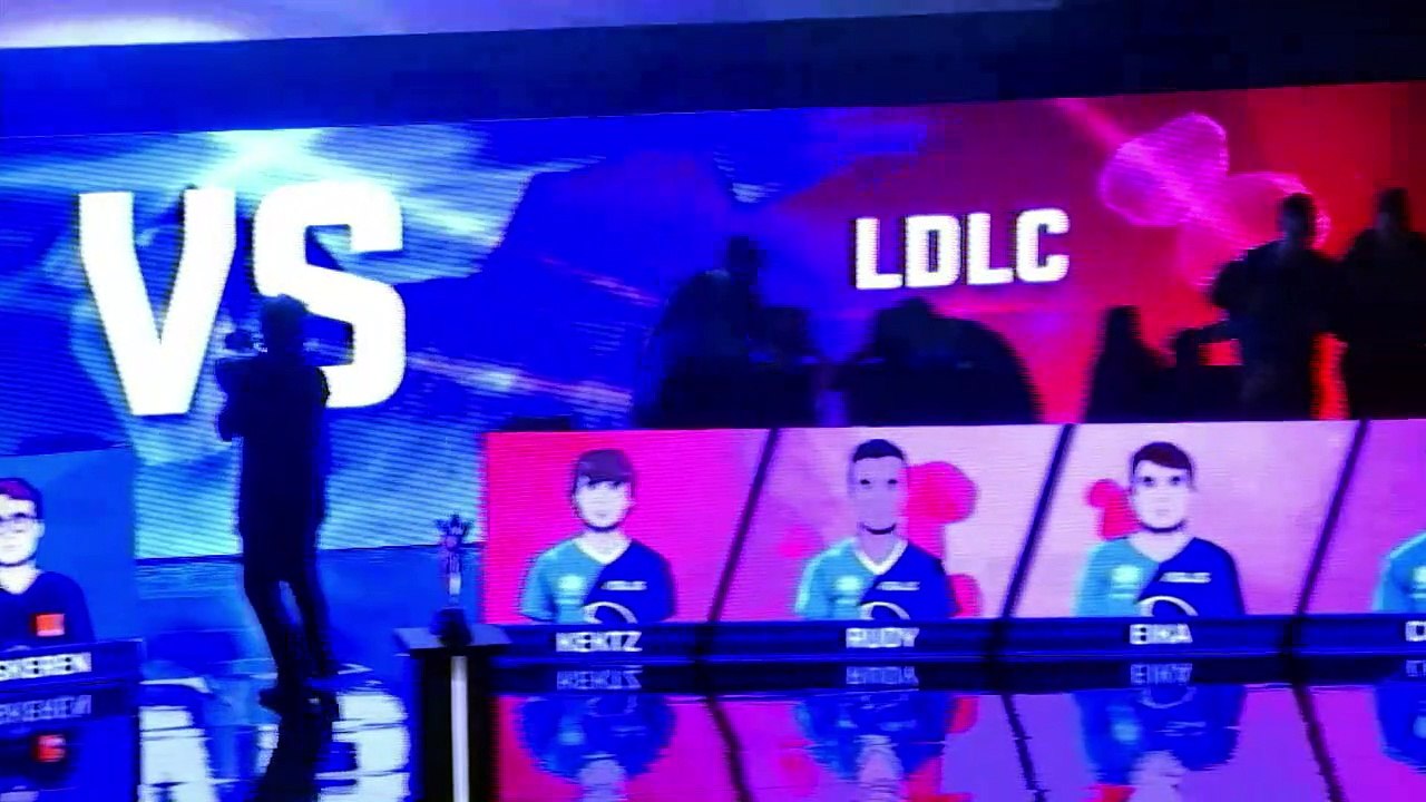 Les nouveaux gladiateurs électroniques font salle comble à Lyon