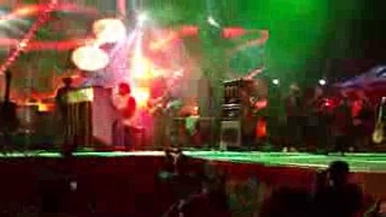 Arijit singh || cry during || live performance || so emotional || amazing video || must watch